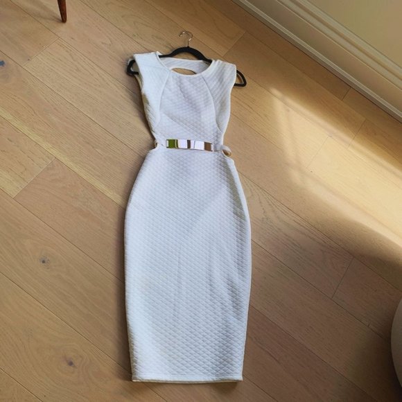 White Body Con Dress - Picture 3 of 9